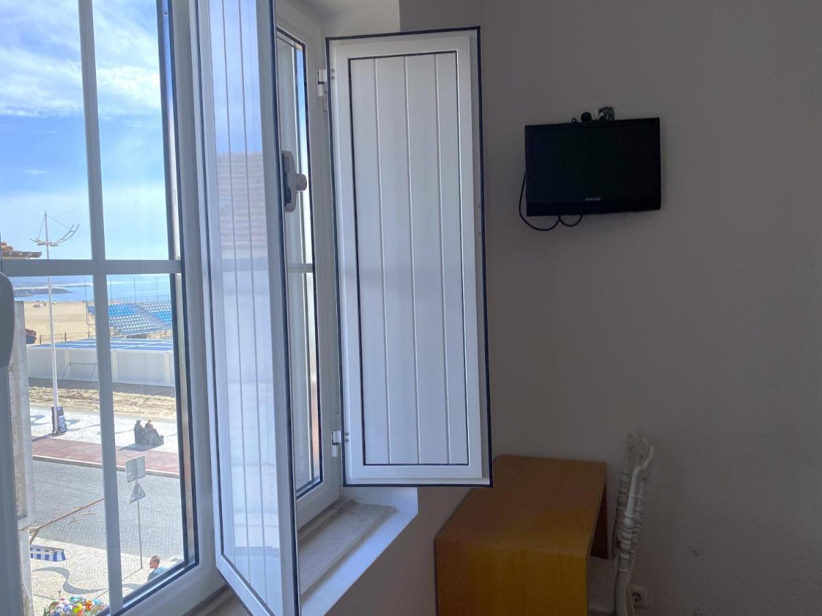 Na Crista Da Onda Hotell Nazaré Exteriör bild